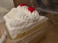 -红宝石·鲜奶小方·海派西点房(南丹店)