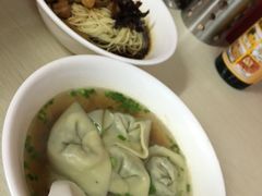 -潘国仙耳光馄饨(黄家阙路店)