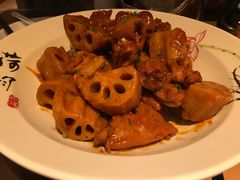 -刘胖子家常菜·蹄花焖藕(中央花园店)