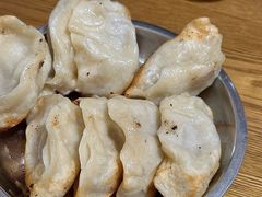 -黄阿姨锅贴大王(万航渡路店)