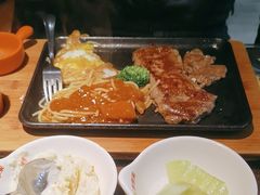 -豪享来牛排(人民店)