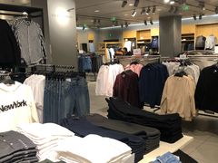 -H&M(华润万象城店)