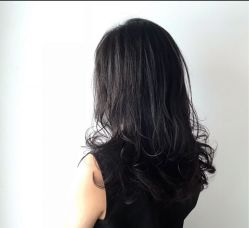 -迪罗造型•潮色接发