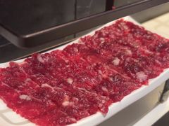 -左庭右院鲜牛肉火锅(金山万达店)