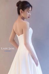 -Lady  Jane高端婚纱礼服馆