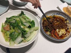 -江城小馆陕南妈妈菜·全球旅行餐厅(钟楼店)