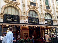 -埃马努埃莱二世拱廊