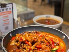 酱板鸭烧牛蛙-爱饭(玉兰路直营店)