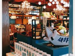 -领鲜活海鲜榴莲自助火锅(东门店)