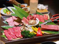家族拼盘-炼火烤肉店