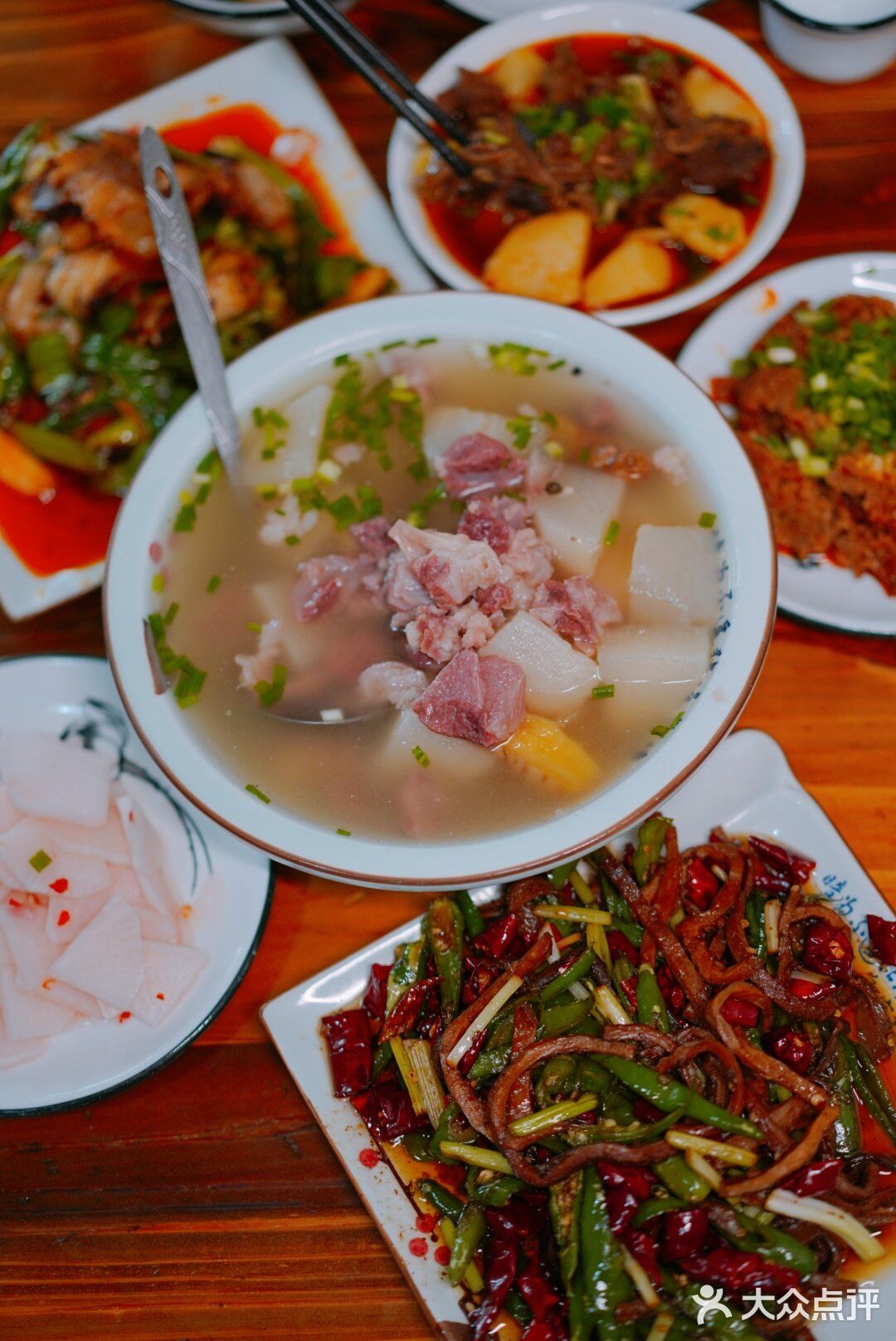 成都周边小众古镇丨藏着地道清真美食！！！
