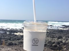 -Cafe Aewol Monsant