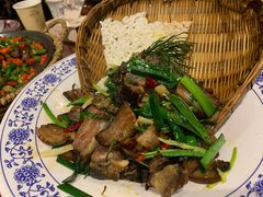 【隆府必点】柏枝锅巴腊肉-杨记隆府(汉街店)