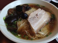 香菇焖面-朱鸿兴面馆(镇湖店)