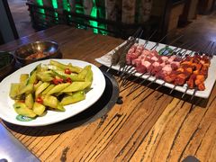 -河坝烧烤串城(银亭路店)