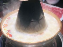 滋补白汤锅-指爱龙虾(金杨路总店)