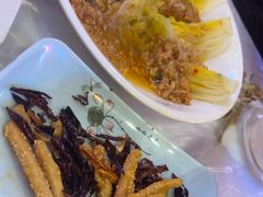 -霄汉牛三鲜湖北砂锅菜(万松园2店)