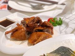 爆汁脆皮玻璃鸽-光明招待所(邦凯科技园店)