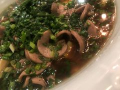 水煮腰花-八张桌子(老店)