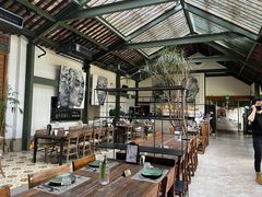 -喜洲吧·江畔老船厂·庭院餐厅(喜临院店)