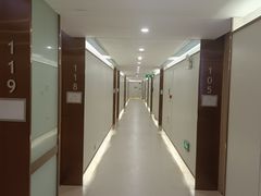 -雪梅月子中心(华侨城店)