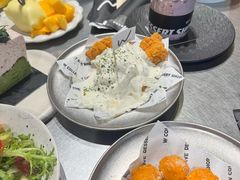 -W COLLECTIVE  DESSERT SHOP