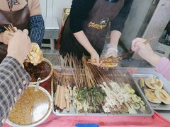 -老鼓楼麻辣烫夹馍