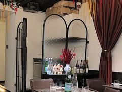 -LESCEDARS Brasserie Bistro香柏树