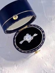 -珂兰钻石(美美2购物中心店)