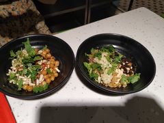 -钢管厂五区小郡肝串串香(奥克斯广场锦城万达店)