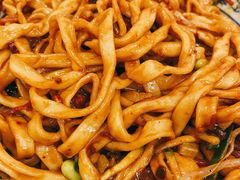 老北京炸酱面-门框胡同百年卤煮(新街口店)