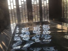 -裕龙汤泉