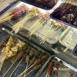 夏天夜晚必不可少的烧烤！