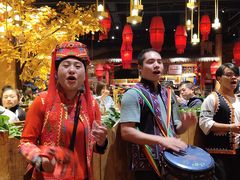 -老滇山寨•云南特色菜•地方菜•民族风情歌舞表演(金碧店)