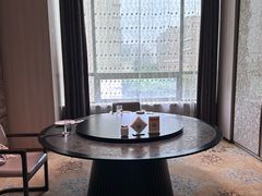 -新光酒家·方亮蟹宴·河豚(浦东店)