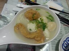 自制鱼四宝米线-翠华餐厅