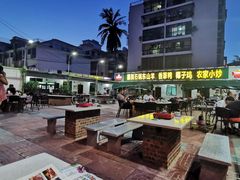 -墨脱石锅椰子鸡•香草鸭•东山羊(大东海店)