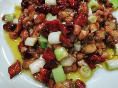 宫爆鸡丁-盐与味葱葱鲫鱼•自贡菜江湖菜(春熙店)