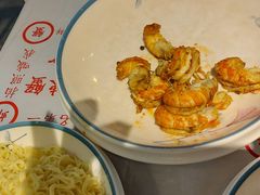 -三妹小龙虾·黄油蟹(华侨城总店)
