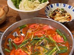 -亮欢寨酸汤鱼(沙冲路店)