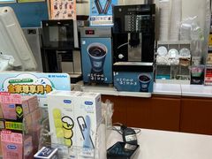 -全家便利店(兴贤路店)