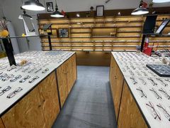 -罗伯特眼镜·蔡司官方授权(罗湖国贸店)