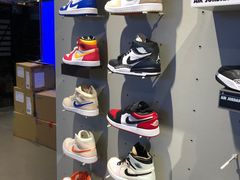 -NIKE品牌体验店(金源新燕莎店)
