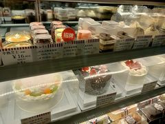 -红宝石·鲜奶小方·海派西点房(控江店)