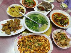 -洪霞餐馆