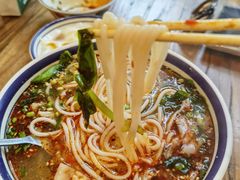 -云阿蛮云南生烫牛肉米线(奉贤路店)