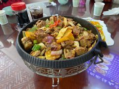 -撒拉人家.酸菜牦牛肉火锅