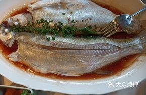 Steamed Xixi White Fish in Cantonese Style