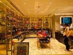 -VENCHI 闻绮(北京国贸商城店)