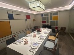 -伯衡55·吉品轩(乌鲁木齐南路店)